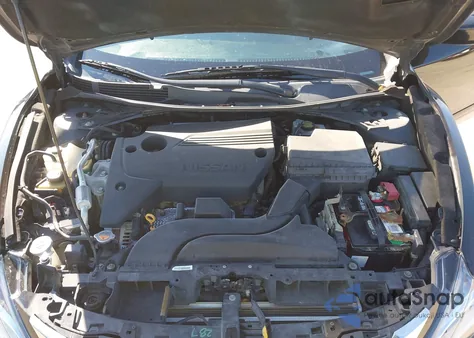 2018 Nissan Altima 2.5 Sr z USA, uszkodzony, nr VIN 1N4AL3AP0JC236260